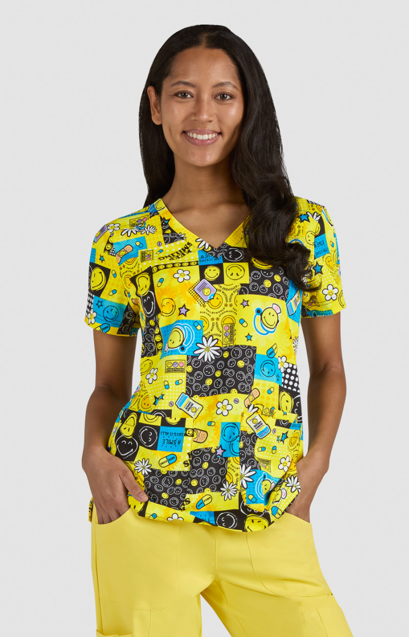 Adoring Top-Koi Smiley World